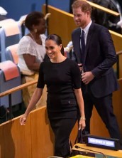 Lady Diana'nın gelini isyan ettirdi!